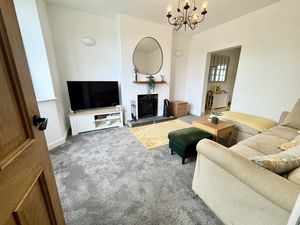 Lounge- click for photo gallery